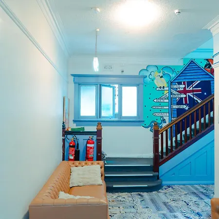 Lil Roo - Podbed Hostel-3